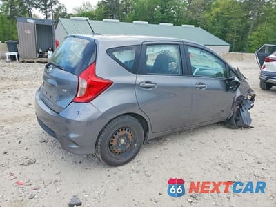 Trzecie zdjęcie samochodu z tyłu: 2017 NISSAN VERSA NOTE SV VIN:3N1CE2CP0HL375035 - miniatura