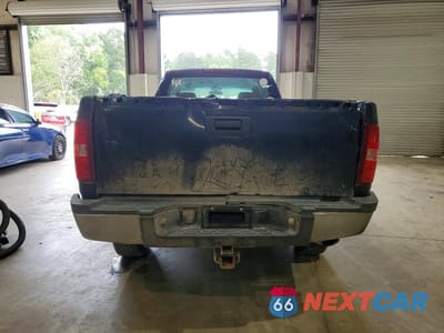 Zdjęcie 6 z 12 samochodu: 2008 CHEVROLET SILVERADO C2500 HEAVY DUTY VIN:1GCHC29K38E152136 - miniatura