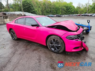 Czwarte zdjęcie samochodu z boku: 2020 DODGE CHARGER SXT VIN:2C3CDXJG8LH120185 - miniatura