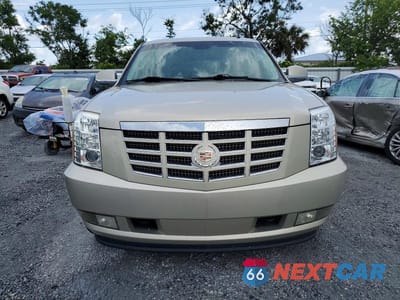 Piąte zdjęcie samochodu w środku: 2013 CADILLAC ESCALADE VIN:1GYS3AEF9DR148873 - miniatura