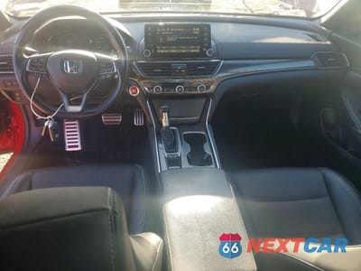 Zdjęcie 8 z 12 samochodu: 2018 HONDA ACCORD VIN:1HGCV1F35JA212251 - miniatura