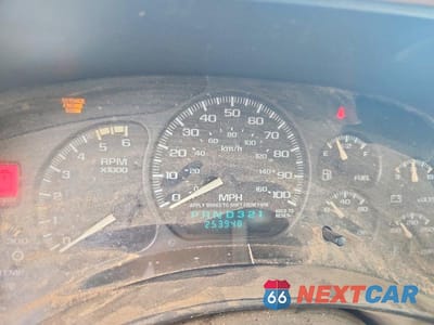 Zdjęcie 9 z 12 samochodu: 2001 CHEVROLET SILVERADO K2500 HEAVY DUTY VIN:1GCHK23G21F202466 - miniatura
