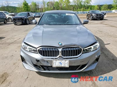 Piąte zdjęcie samochodu w środku: 2025 BMW 330XI VIN:3MW89CW06S8F16709 - miniatura