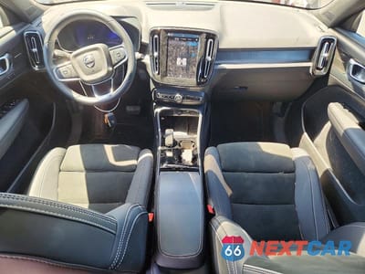 Zdjęcie 8 z 13 samochodu: 2023 VOLVO XC40 RECHARGE ULTIMATE VIN:YV4ED3UM7P2080644 - miniatura