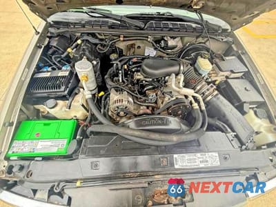 Zdjęcie 7 z 10 samochodu: 1998 CHEVROLET S TRUCK S10 VIN:1GCCS14X9W8201961 - miniatura
