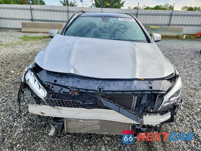 Piąte zdjęcie samochodu w środku: 2019 MERCEDES-BENZ CLA 250 VIN:WDDSJ4EB3KN716104 - miniatura