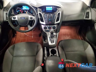 Zdjęcie 8 z 12 samochodu: 2014 FORD FOCUS SE VIN:1FADP3K22EL334023 - miniatura