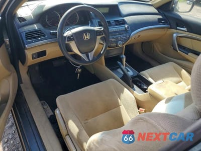Zdjęcie 8 z 12 samochodu: 2010 HONDA ACCORD EX VIN:1HGCS1B73AA015080 - miniatura
