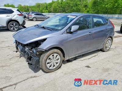 2015 HYUNDAI ACCENT GS KMHCT5AE9FU215725 - główne zdjęcie licytacji z USA - miniatura