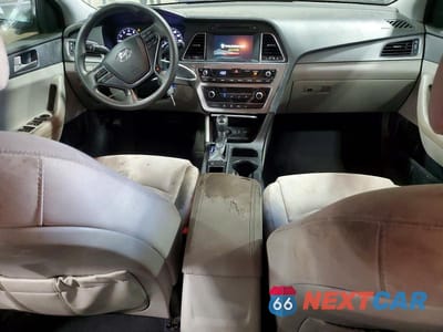 Zdjęcie 8 z 12 samochodu: 2016 HYUNDAI SONATA SE VIN:5NPE24AF0GH317946 - miniatura