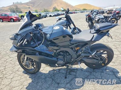Trzecie zdjęcie samochodu z tyłu: 2025 YAMAHA YZF890 C VIN:JYARNA3Y2SA000459 - miniatura