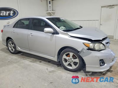 Czwarte zdjęcie samochodu z boku: 2011 TOYOTA COROLLA S VIN:2T1BU4EE3BC623825 - miniatura