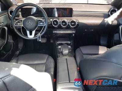 Zdjęcie 8 z 12 samochodu: 2019 MERCEDES-BENZ A 220 VIN:WDD3G4EB4KW022485 - miniatura