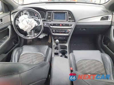 Zdjęcie 8 z 12 samochodu: 2018 HYUNDAI SONATA SPORT VIN:5NPE34AF9JH690178 - miniatura