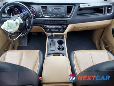 Zdjęcie 8 z 13 samochodu: 2016 KIA SEDONA LX VIN:KNDMB5C14G6213537 - miniatura