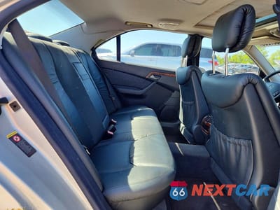 Zdjęcie 10 z 12 samochodu: 2002 MERCEDES-BENZ S 500 VIN:WDBNG75J22A235619 - miniatura
