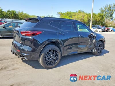 Trzecie zdjęcie samochodu z tyłu: 2023 CHEVROLET BLAZER RS VIN:3GNKBERS6PS201318 - miniatura