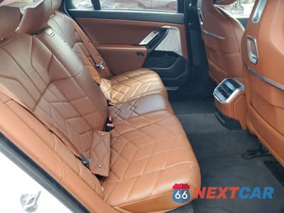 Zdjęcie 10 z 12 samochodu: 2024 BMW I7 EDRIVE50 VIN:WBY43EJ02RCP22326 - miniatura