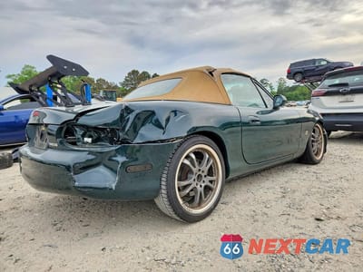 Trzecie zdjęcie samochodu z tyłu: 2001 MAZDA MX-5 MIATA BASE VIN:JM1NB353110212573 - miniatura