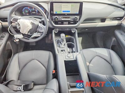 Zdjęcie 8 z 13 samochodu: 2026 TOYOTA GRAND HIGHLANDER HYBRID LIMITED VIN:5TDACAB54TS077160 - miniatura