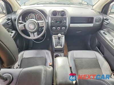 Zdjęcie 8 z 13 samochodu: 2014 JEEP COMPASS LATITUDE VIN:1C4NJDEB2ED623589 - miniatura