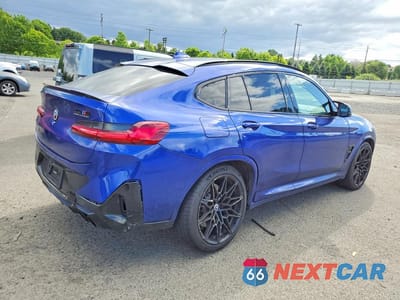 Trzecie zdjęcie samochodu z tyłu: 2022 BMW X4 M VIN:5YM23EC00N9N37115 - miniatura