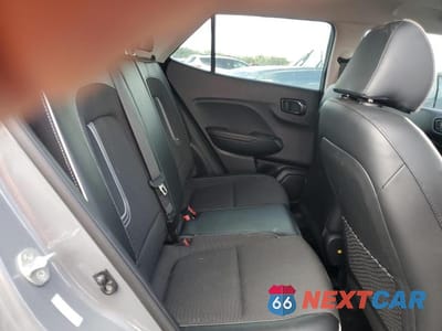 Zdjęcie 11 z 14 samochodu: 2022 HYUNDAI VENUE LIMITED VIN:KMHRC8A34NU169360 - miniatura