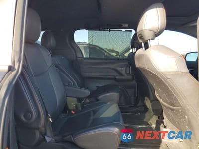 Zdjęcie 11 z 13 samochodu: 2022 TOYOTA SIENNA XSE VIN:5TDXRKEC0NS090659 - miniatura