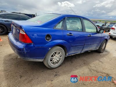 Trzecie zdjęcie samochodu z tyłu: 2005 FORD FOCUS ZX4 VIN:1FAFP34N95W117390 - miniatura