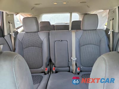 Zdjęcie 10 z 13 samochodu: 2017 CHEVROLET TRAVERSE LS VIN:1GNKVFED5HJ154483 - miniatura