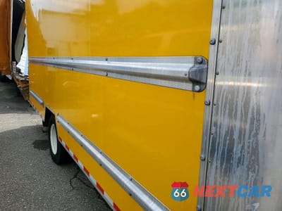 Zdjęcie 11 z 14 samochodu: 2024 FORD E350 BOX TRUCK VIN:1FDWE3FN9RDD08768 - miniatura