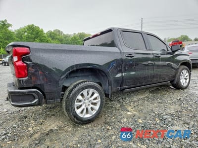 Trzecie zdjęcie samochodu z tyłu: 2019 CHEVROLET SILVERADO K1500 CUSTOM VIN:3GCUYBEF8KG104799 - miniatura