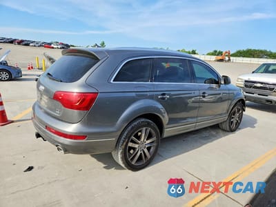 Trzecie zdjęcie samochodu z tyłu: 2015 AUDI Q7 TDI PREMIUM PLUS VIN:WA1LMAFE5FD031427 - miniatura