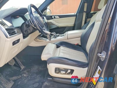 Zdjęcie 7 z 13 samochodu: 2019 BMW X7 XDRIVE50I VIN:5UXCX4C50KLB39510 - miniatura