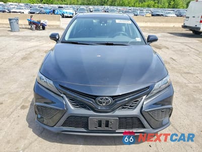 Piąte zdjęcie samochodu w środku: 2022 TOYOTA CAMRY SE VIN:4T1T11AKXNU636582 - miniatura