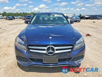 Piąte zdjęcie samochodu w środku: 2016 MERCEDES-BENZ C 300 VIN:55SWF4JB7GU111042 - miniatura