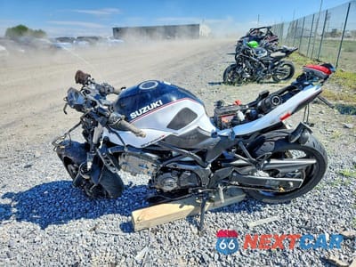 Trzecie zdjęcie samochodu z tyłu: 2019 SUZUKI SV650 A VIN:JS1VP55B0K7100497 - miniatura