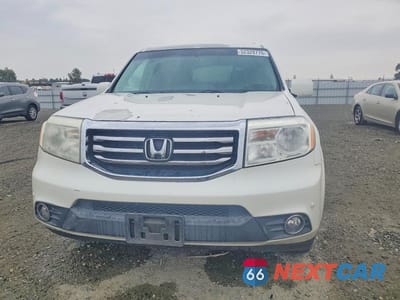 Piąte zdjęcie samochodu w środku: 2012 HONDA PILOT TOURING VIN:5FNYF4H9XCB062006 - miniatura