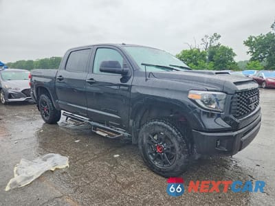Czwarte zdjęcie samochodu z boku: 2019 TOYOTA TUNDRA TRD PRO VIN:5TFDY5F13KX852084 - miniatura