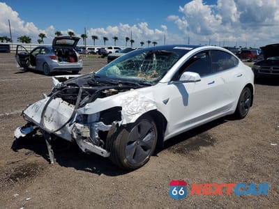 2019 TESLA MODEL 3 5YJ3E1EA4KF484622 - główne zdjęcie licytacji z USA - miniatura