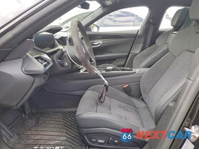 Zdjęcie 7 z 12 samochodu: 2022 AUDI E-TRON GT PRESTIGE VIN:WAUEJBFW5N7010562 - miniatura
