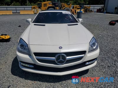 Piąte zdjęcie samochodu w środku: 2014 MERCEDES-BENZ SLK 250 VIN:WDDPK4HA0EF079502 - miniatura