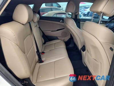 Zdjęcie 10 z 12 samochodu: 2016 HYUNDAI TUCSON LIMITED VIN:KM8J33A27GU087259 - miniatura