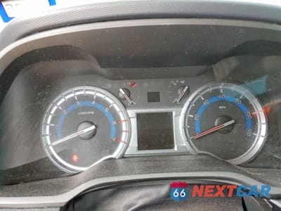 Zdjęcie 9 z 13 samochodu: 2014 TOYOTA 4RUNNER SR5 VIN:JTEBU5JR3E5163366 - miniatura