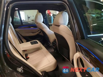 Zdjęcie 11 z 13 samochodu: 2019 BMW X3 XDRIVE30I VIN:5UXTR9C51KLE17872 - miniatura