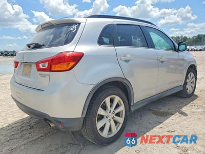Trzecie zdjęcie samochodu z tyłu: 2013 MITSUBISHI OUTLANDER SPORT LE VIN:4A4AP5AU4DE017738 - miniatura