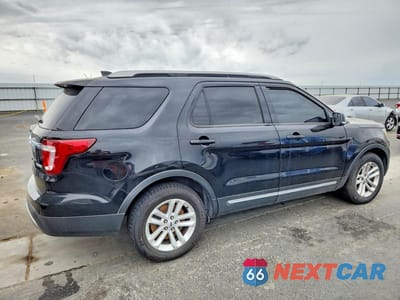 Trzecie zdjęcie samochodu z tyłu: 2016 FORD EXPLORER XLT VIN:1FM5K7DH5GGB73020 - miniatura