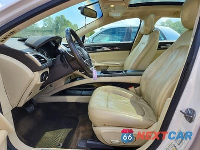 Zdjęcie 7 z 12 samochodu: 2015 LINCOLN MKZ HYBRID VIN:3LN6L2LU7FR610221 - miniatura