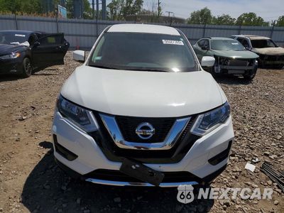 Piąte zdjęcie samochodu w środku: 2017 NISSAN ROGUE S VIN:JN8AT2MV9HW007006 - miniatura