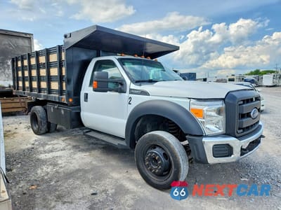 Czwarte zdjęcie samochodu z boku: 2016 FORD F550 SUPER DUTY VIN:1FDUF5HYXGEA17193 - miniatura